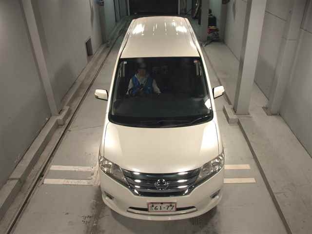 NISSAN SERENA 2012