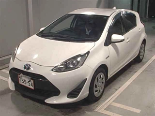TOYOTA AQUA 2018