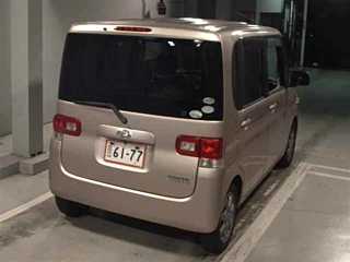 DAIHATSU TANTO 2009