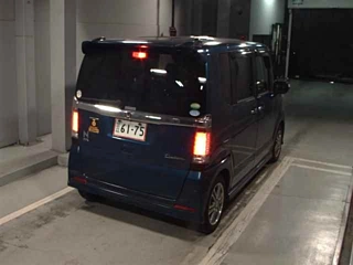HONDA N BOX 2015