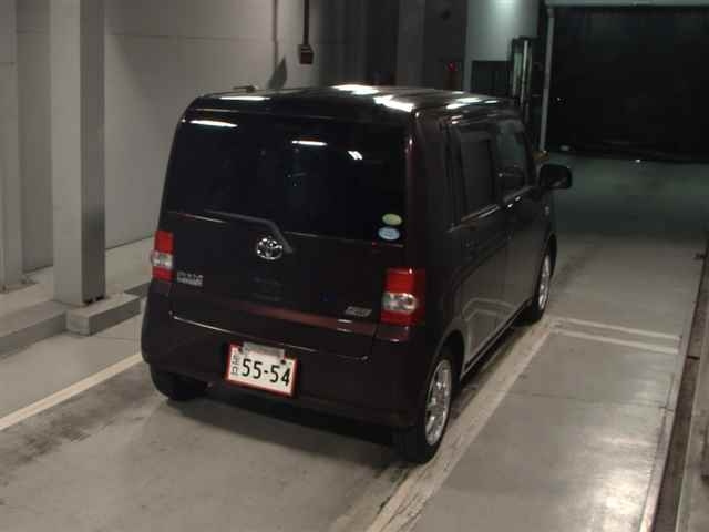 TOYOTA PIXIS SPACE 2014