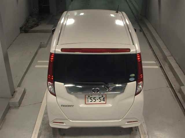 TOYOTA ROOMY 2019