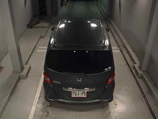 HONDA FREED 2009