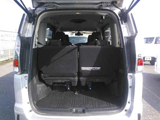 NISSAN SERENA 2019