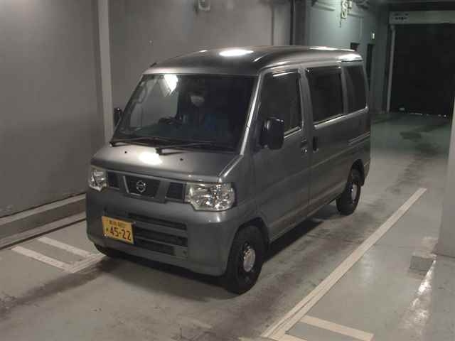 NISSAN CLIPPER VAN 2013