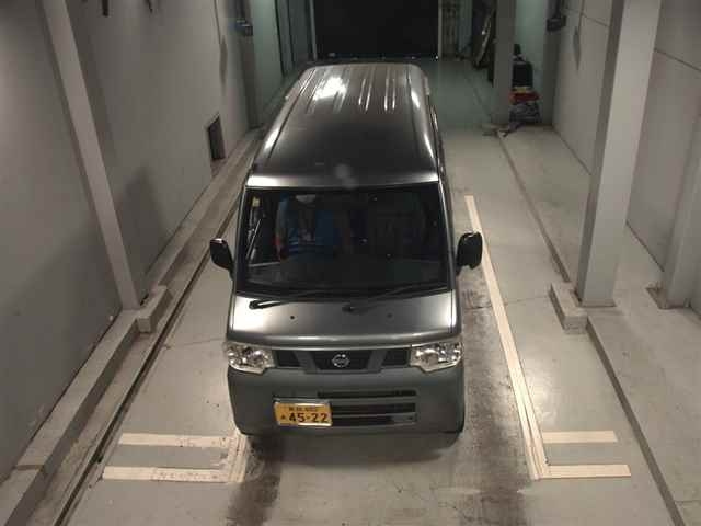 NISSAN CLIPPER VAN 2013