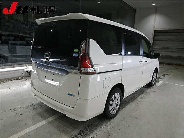 NISSAN SERENA 2018