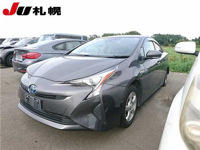 TOYOTA PRIUS 2016