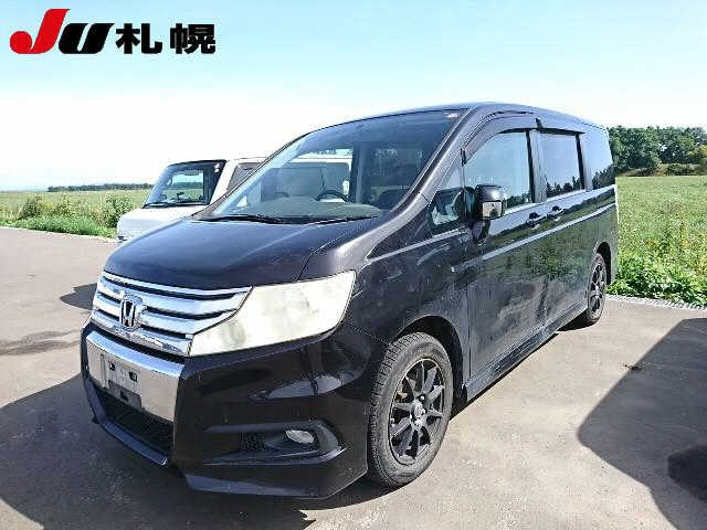 HONDA STEP WAGON 2011