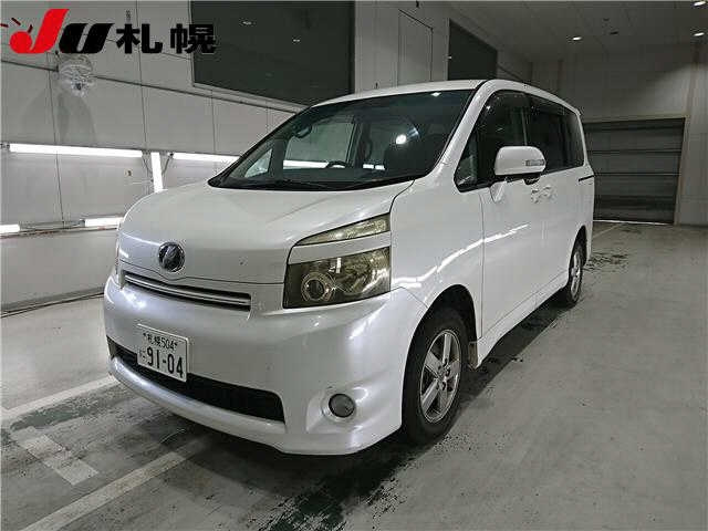 TOYOTA VOXY 2008