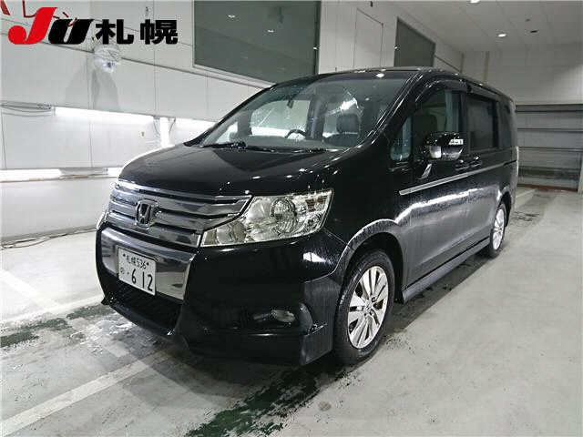 HONDA STEP WAGON 2011