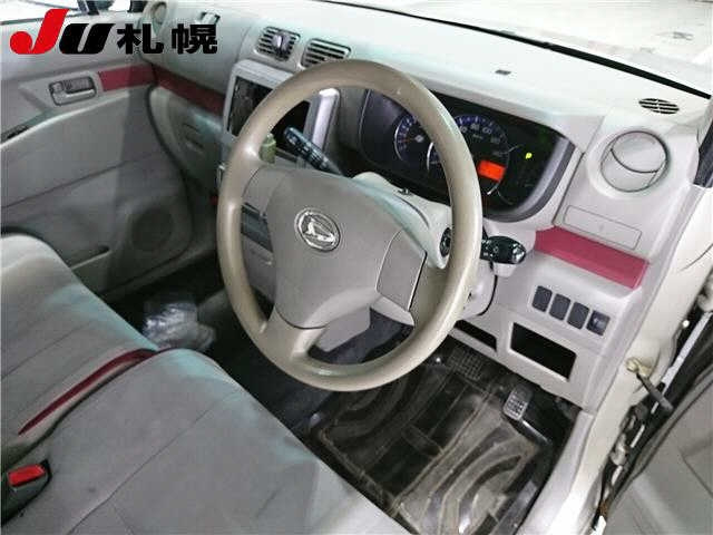 DAIHATSU MOVE CONTE 2011