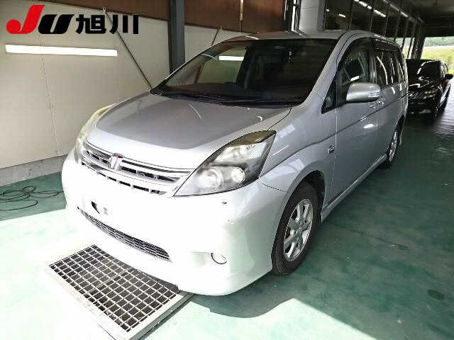 TOYOTA ISIS 2010