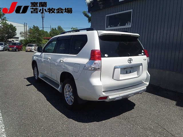 TOYOTA LAND CRUISER PRADO 2010