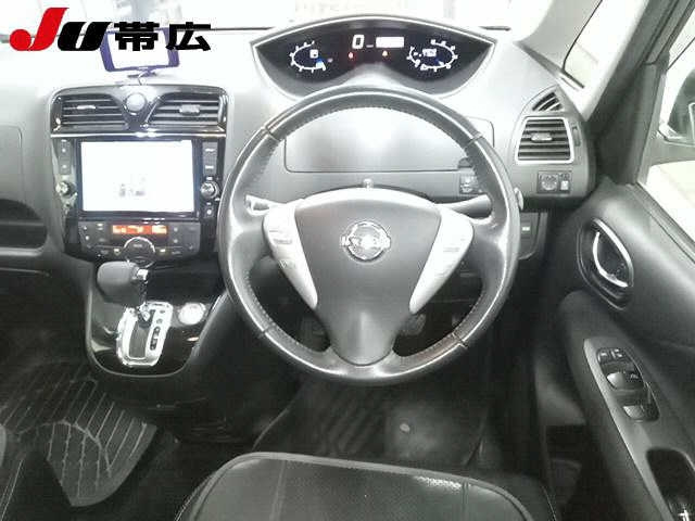 NISSAN SERENA 2015