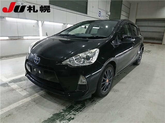 TOYOTA AQUA 2014