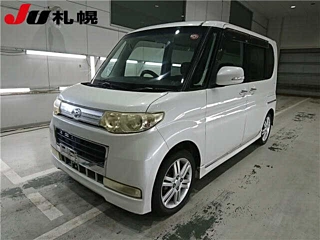 DAIHATSU TANTO 2010