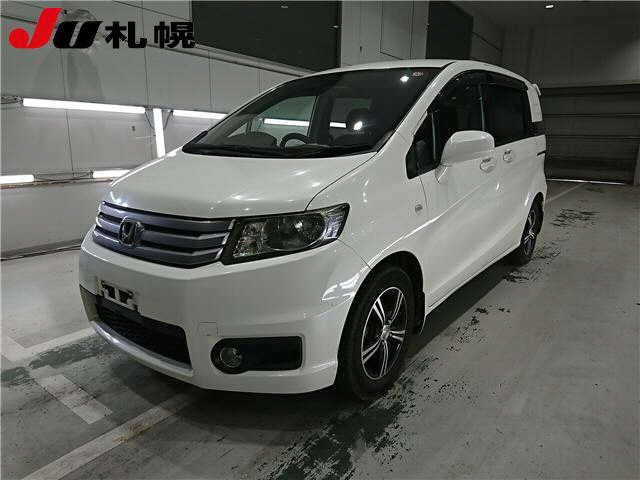 HONDA FREED 2010