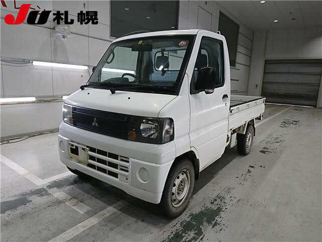 MITSUBISHI MINICAB TRUCK 2009
