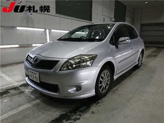 TOYOTA AURIS 2010