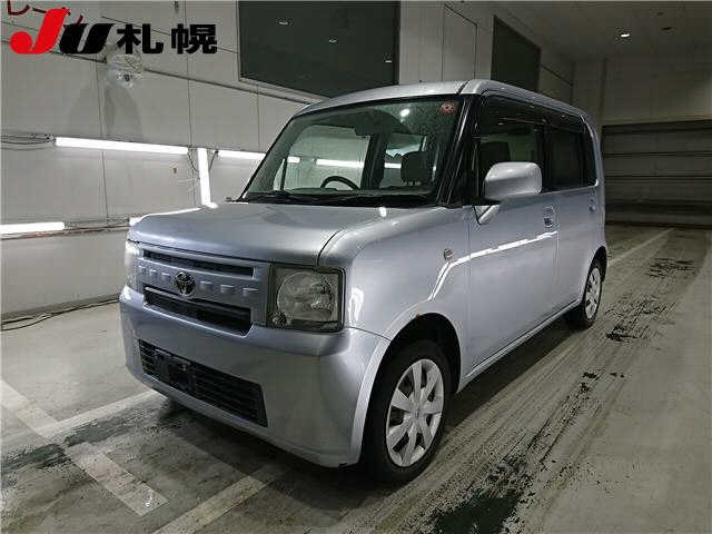 TOYOTA PIXIS SPACE 2013