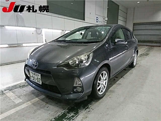 TOYOTA AQUA 2013