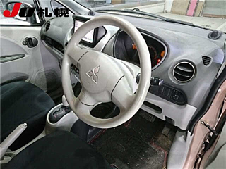 MITSUBISHI I 2010