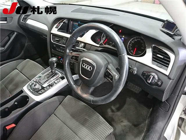 AUDI A4 2008