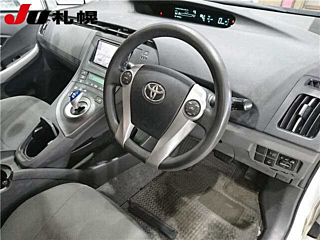 TOYOTA PRIUS 2010