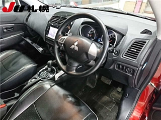 MITSUBISHI RVR 2011