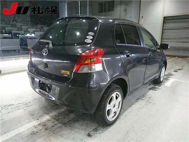 TOYOTA VITZ 2008