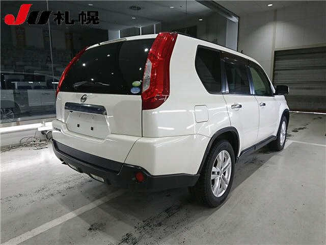 NISSAN X-TRAIL 2012