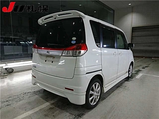 MITSUBISHI DELICA D2 2012