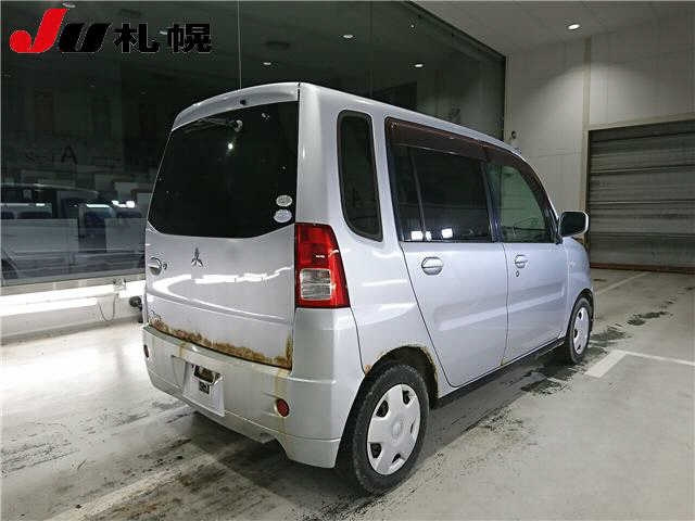 MITSUBISHI TOPPO 2008