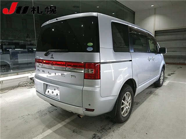 MITSUBISHI DELICA D5 2014