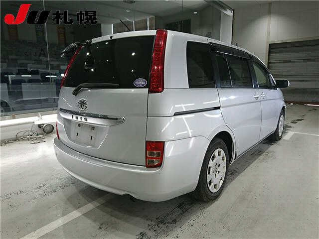 TOYOTA ISIS 2008