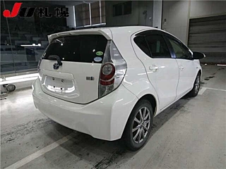 TOYOTA AQUA 2014