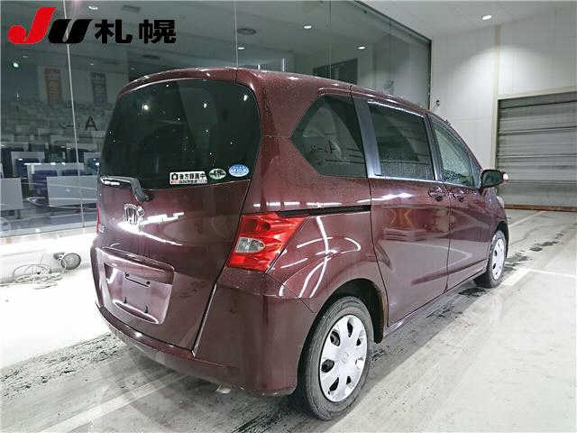 HONDA FREED 2008