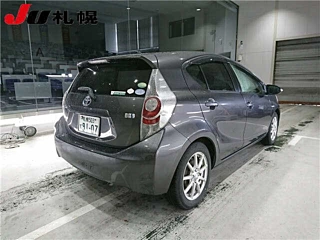 TOYOTA AQUA 2013