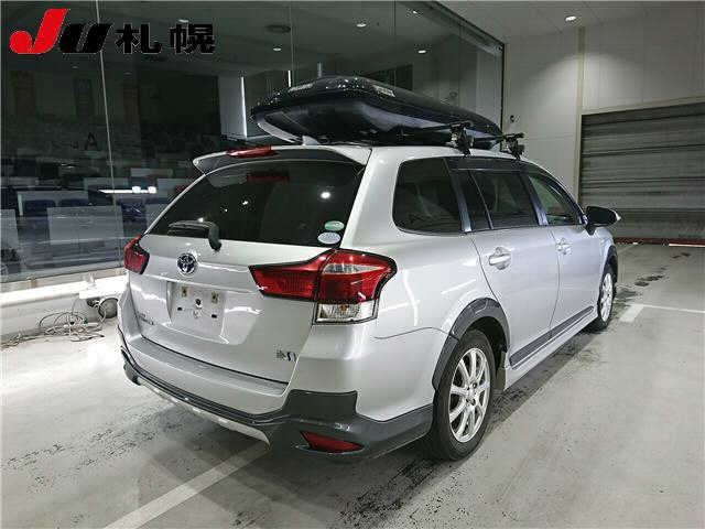 TOYOTA COROLLA FIELDER 2015