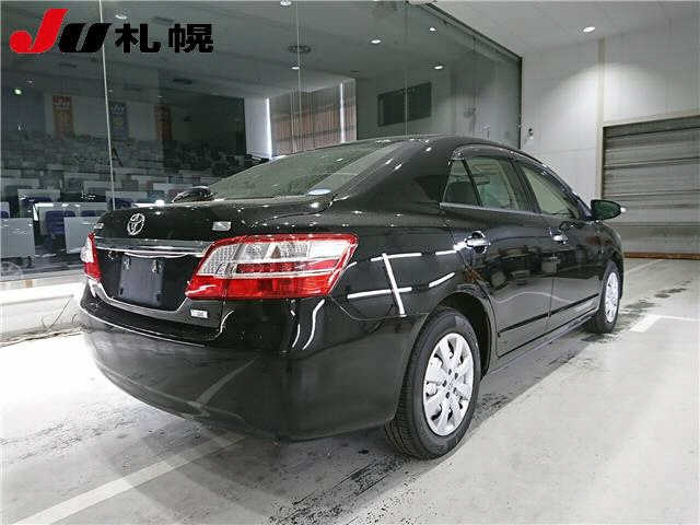 TOYOTA PREMIO 2016