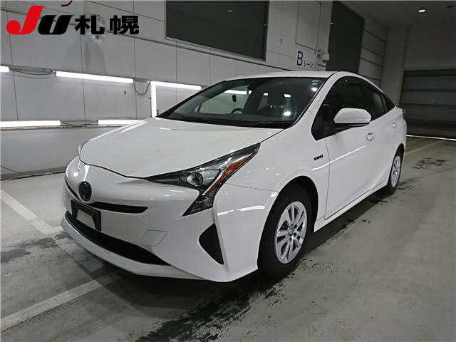 TOYOTA PRIUS 2018