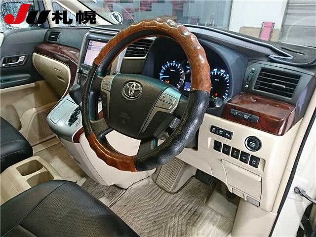 TOYOTA ALPHARD 2008