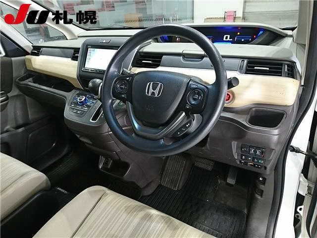 HONDA FREED 2019