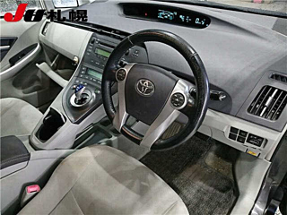 TOYOTA PRIUS 2010