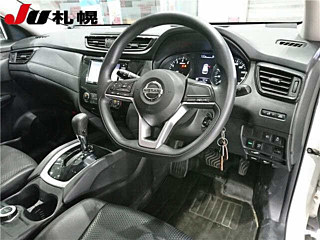 NISSAN X-TRAIL 2018