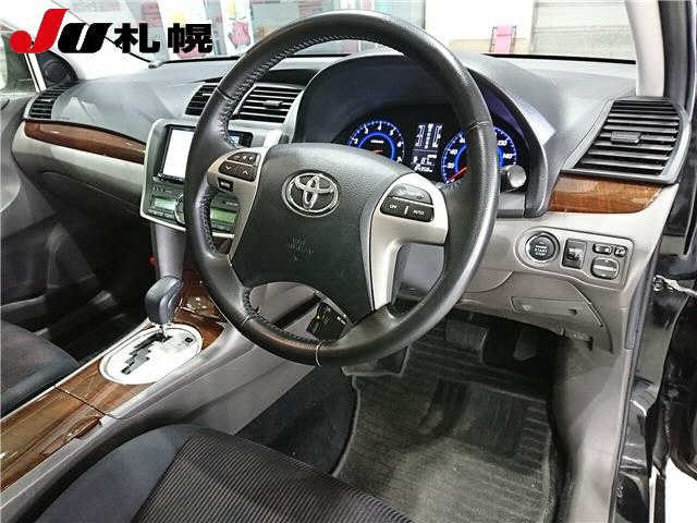 TOYOTA PREMIO 2016