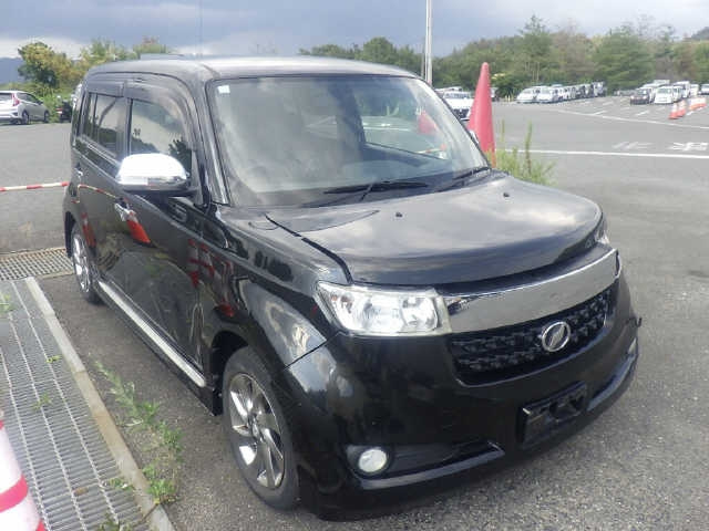TOYOTA BB 2014