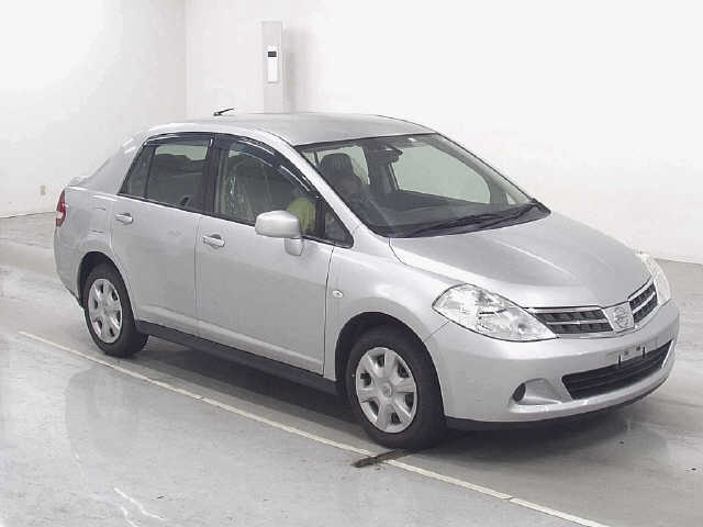 NISSAN TIIDA LATIO 2012