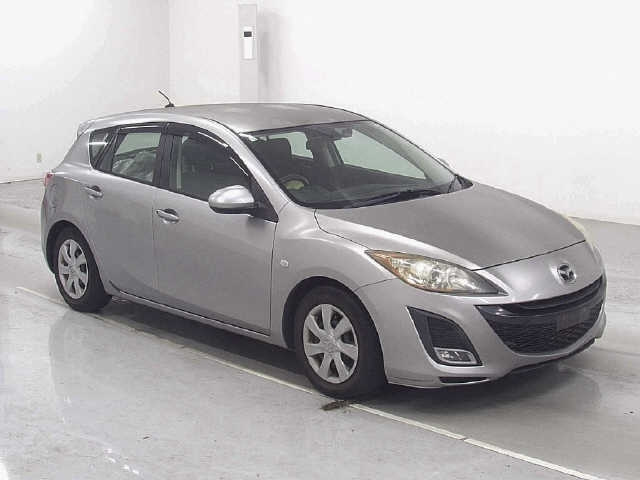 MAZDA AXELA 2010